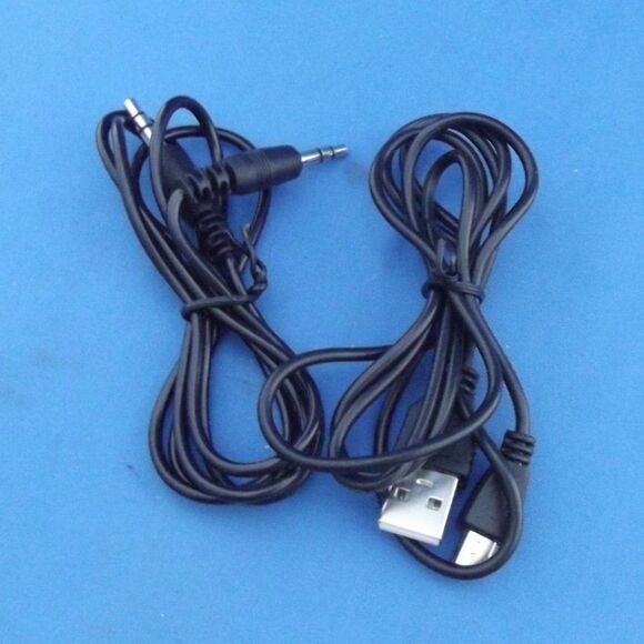 Bass Jaxx Jellyfish Lamp Water Speaker with Color Changing Lightshow Desktop NEW - Picture 6 of 6